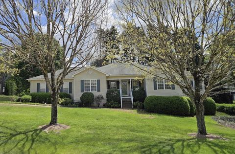 3753 Maple Forge Lane Gainesville GA 30504
