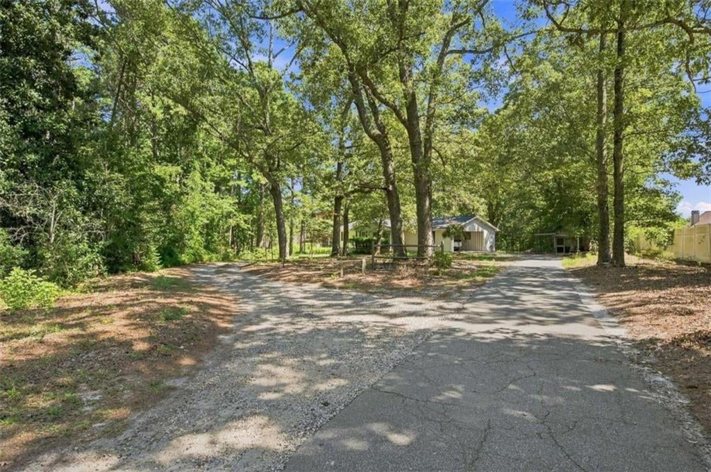 556 Auburn Road