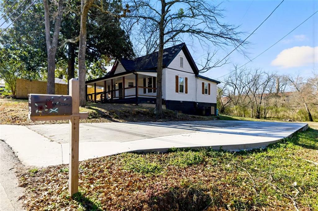 342 Spring Street, Commerce, Georgia image 24
