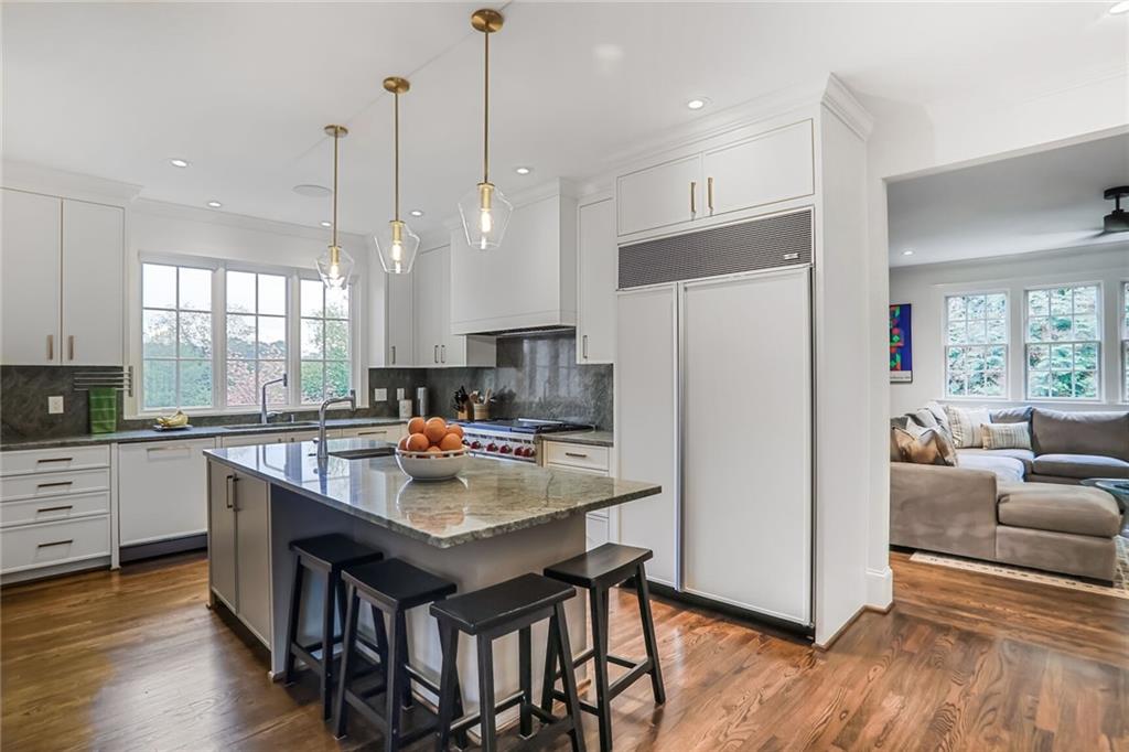 219 Little John Trail, Atlanta, Georgia image 9