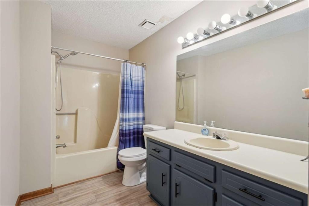 4315 Hickory Point Drive, Canton, Georgia image 35
