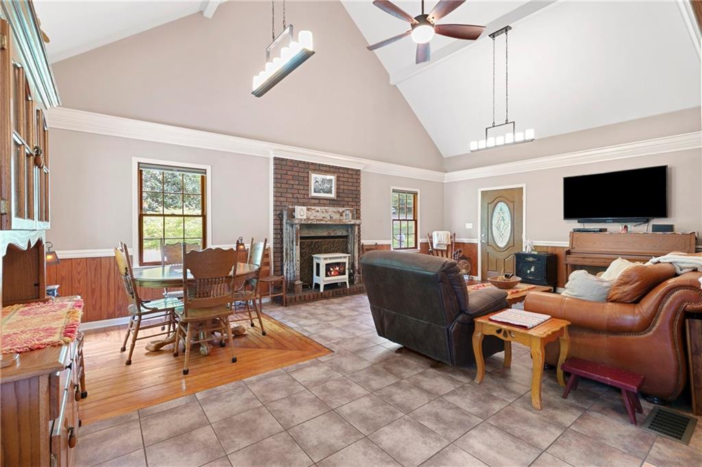 16335 Henderson Road, Milton, Georgia image 10