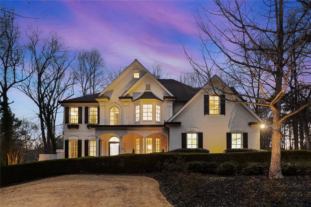5120 Post Oak Tritt Road, Roswell, Georgia image 2