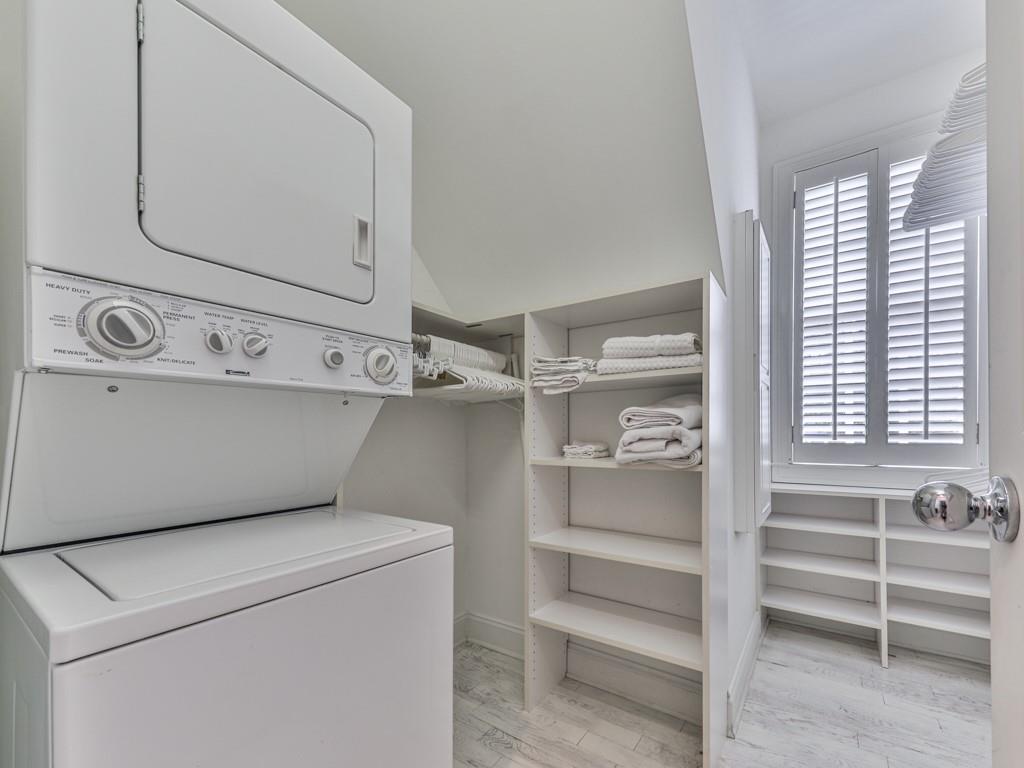 Towne Lake Hills North - Residential