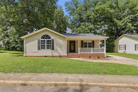Homes For Sale - 100 Depot Street<br/> Buchanan, GA 30113