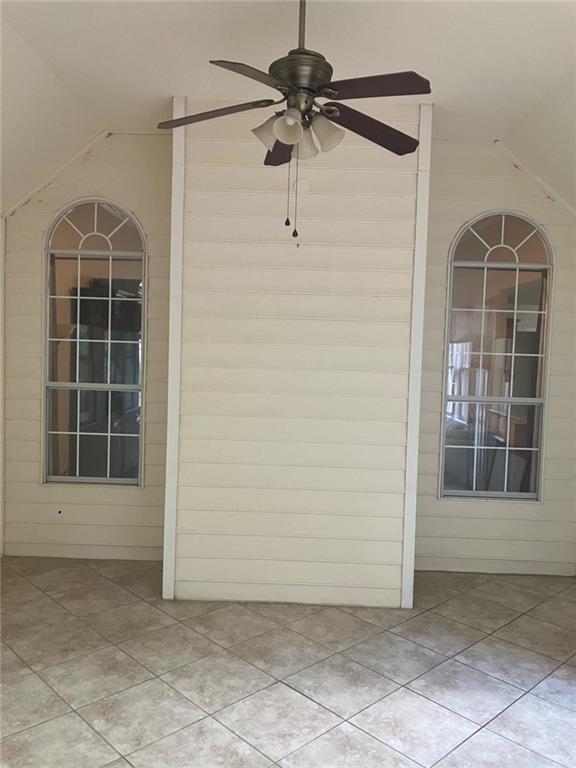 McClanes Ridge - Residential