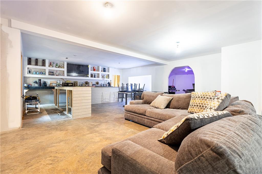 Hamptons Grant - Residential