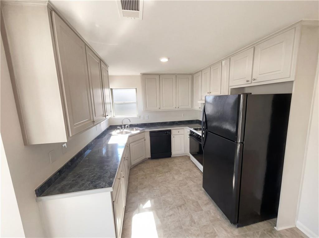 4037 Meadow Glen Way