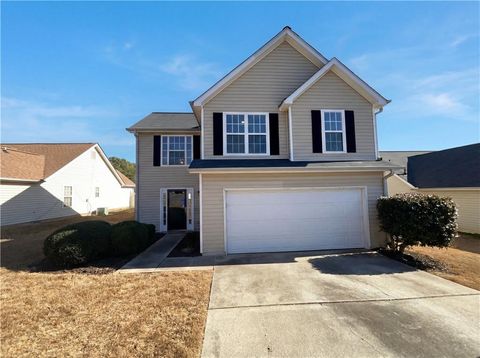 Homes For Sale - 4037 Meadow Glen Way<br/> Fairburn, GA 30213