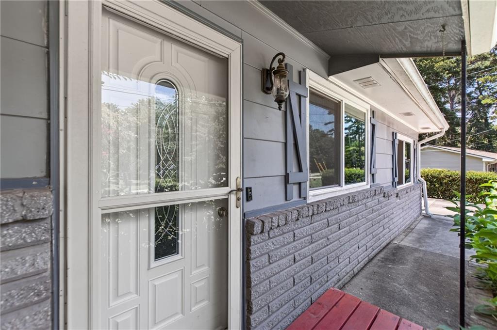 877 King Drive