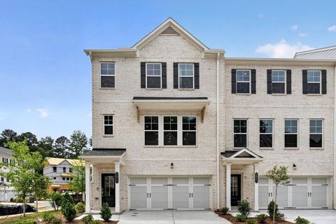 Townhouse For Sale - 5817 Schelton Place<br/> Mableton, GA 30126