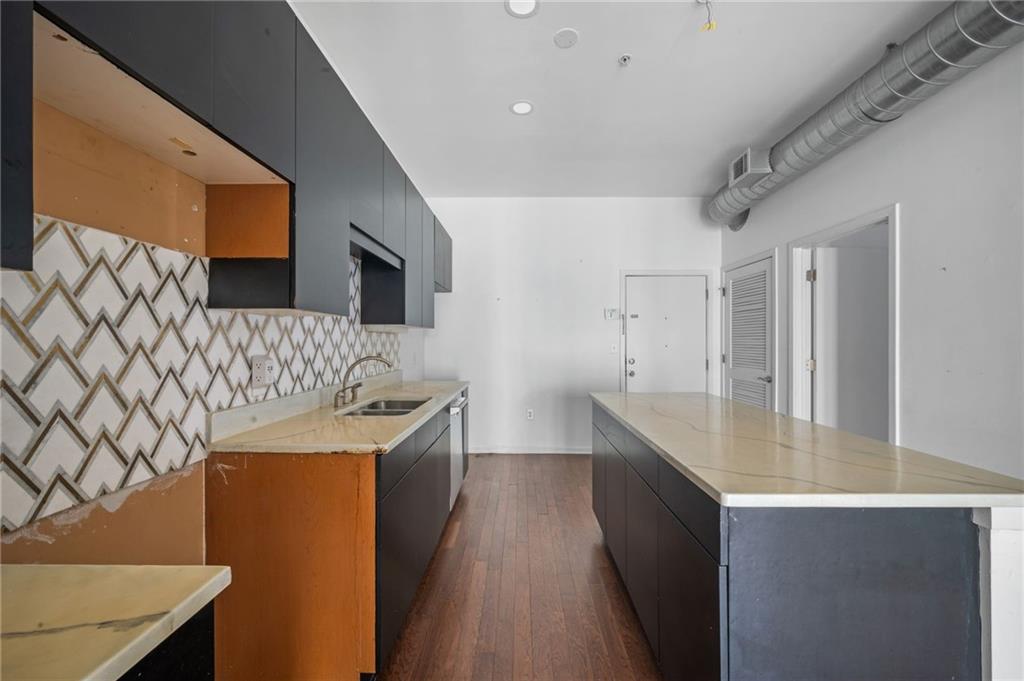 5300 Peachtree Road 2310