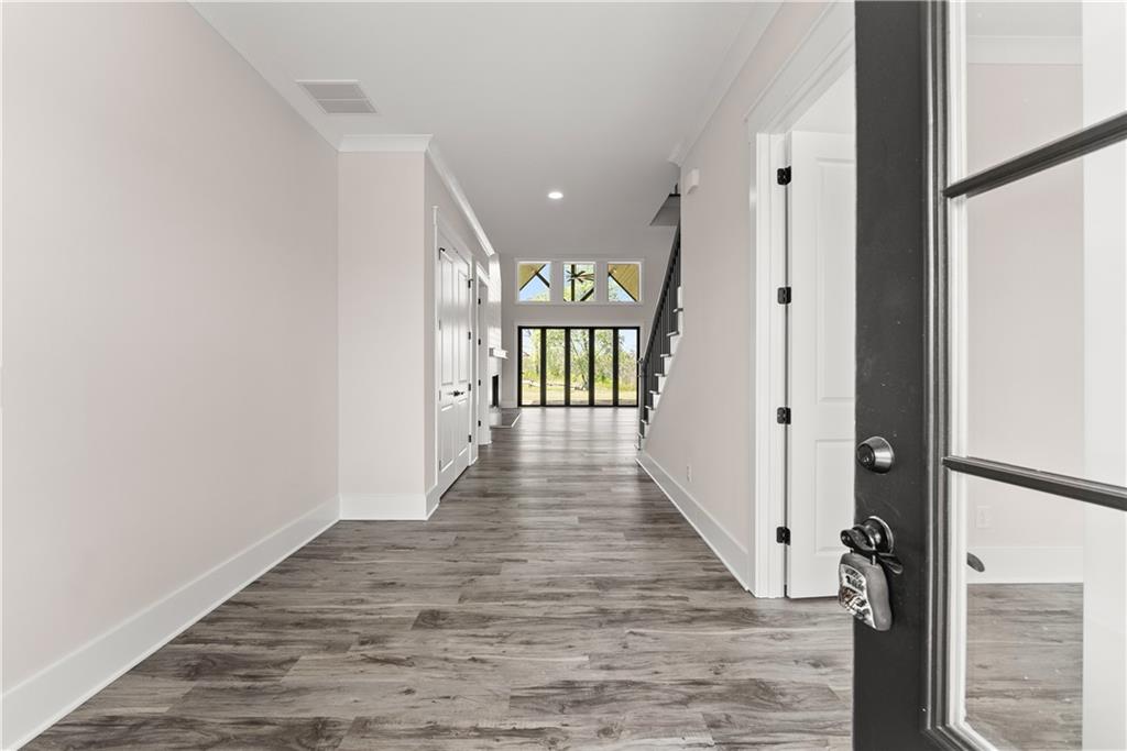 282 Gold Bullion Drive E