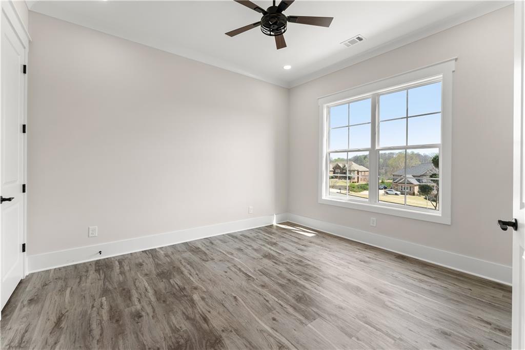 282 Gold Bullion Drive E