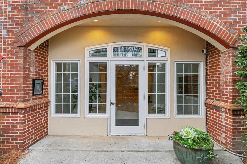 3636 Habersham Road NW 2204