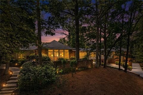 Homes For Sale - 1403 Springdale Road<br/> Gainesville, GA 30501