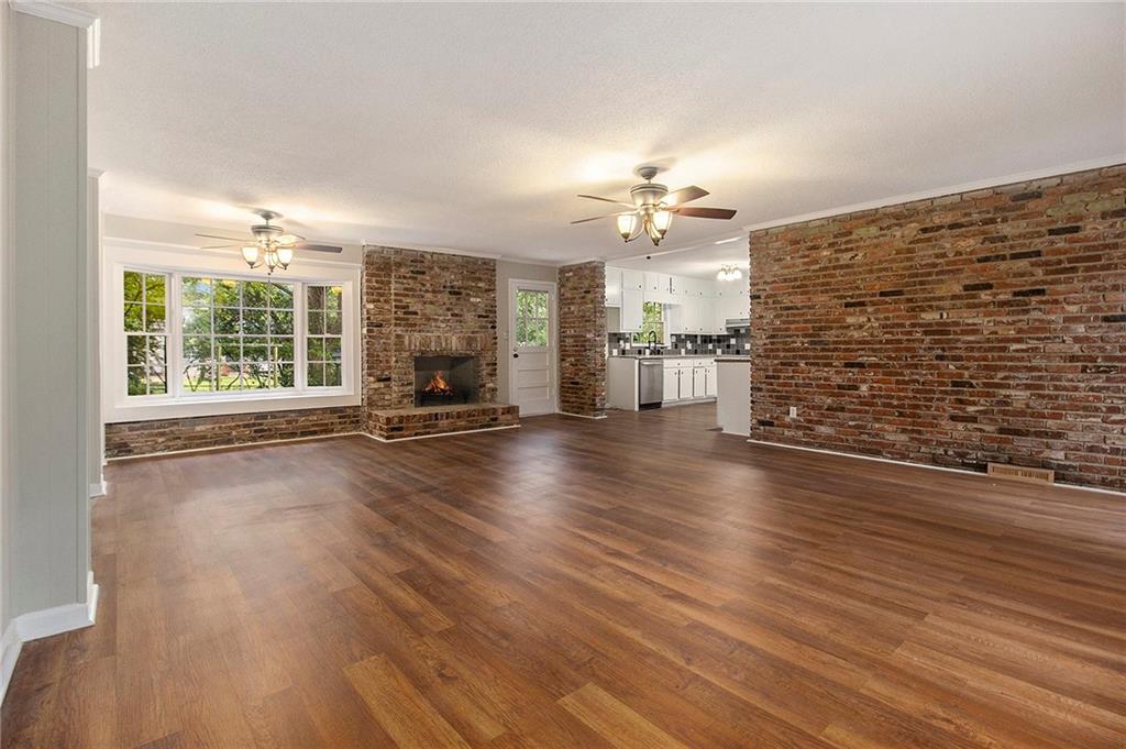 3743 Tree Bark Trail