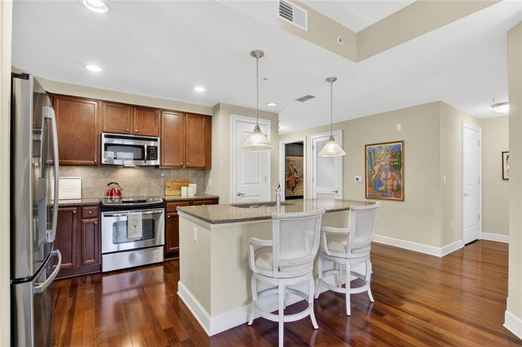 200 River Vista Drive 225