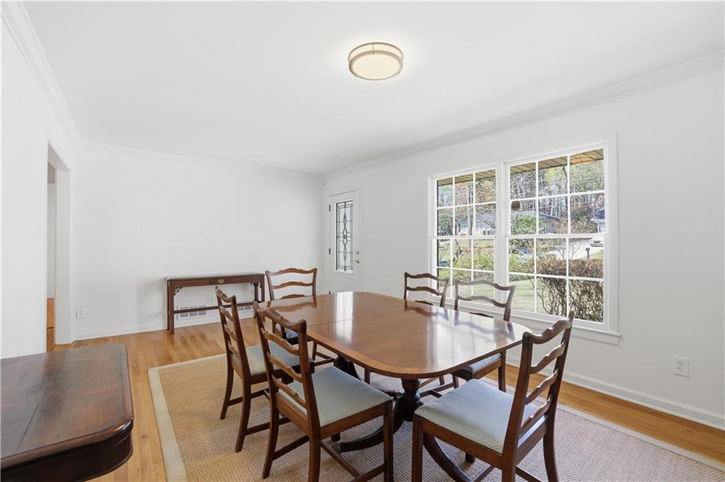 2685 Warwick Circle NE