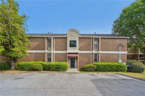 Condo For Sale - 3301 Henderson Mill Road #E5<br/> Atlanta, GA 30341