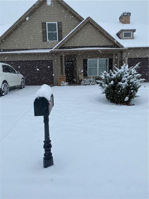 A home in Dahlonega