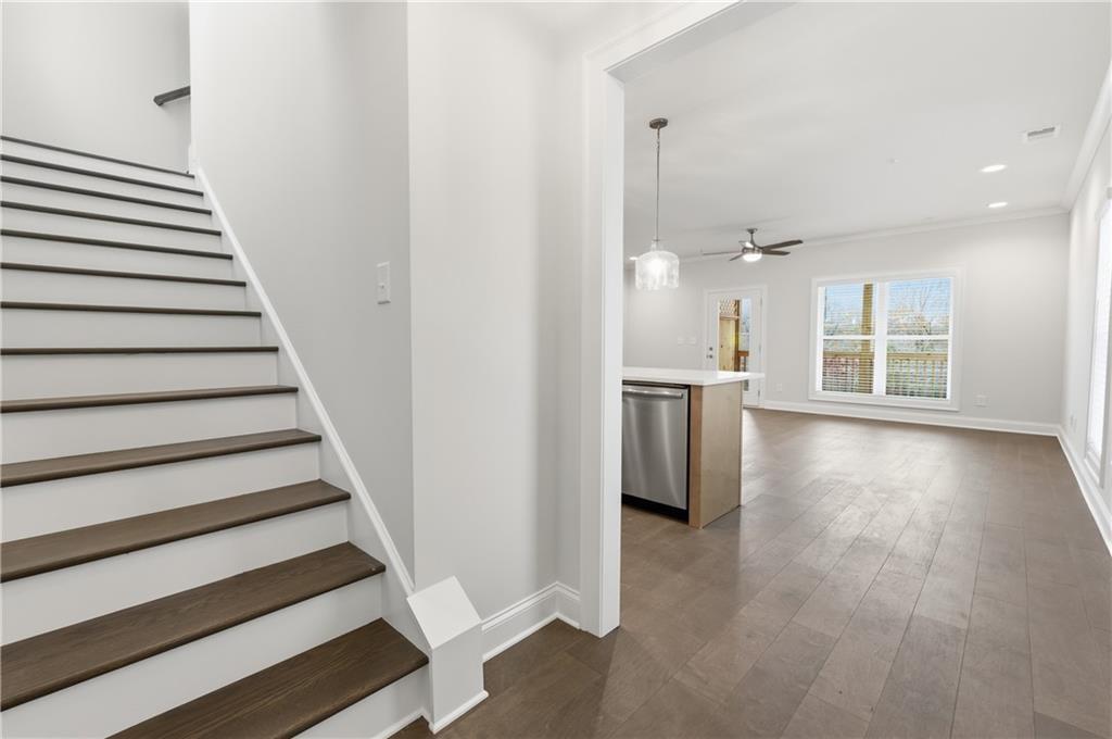 184 Summit Avenue SE