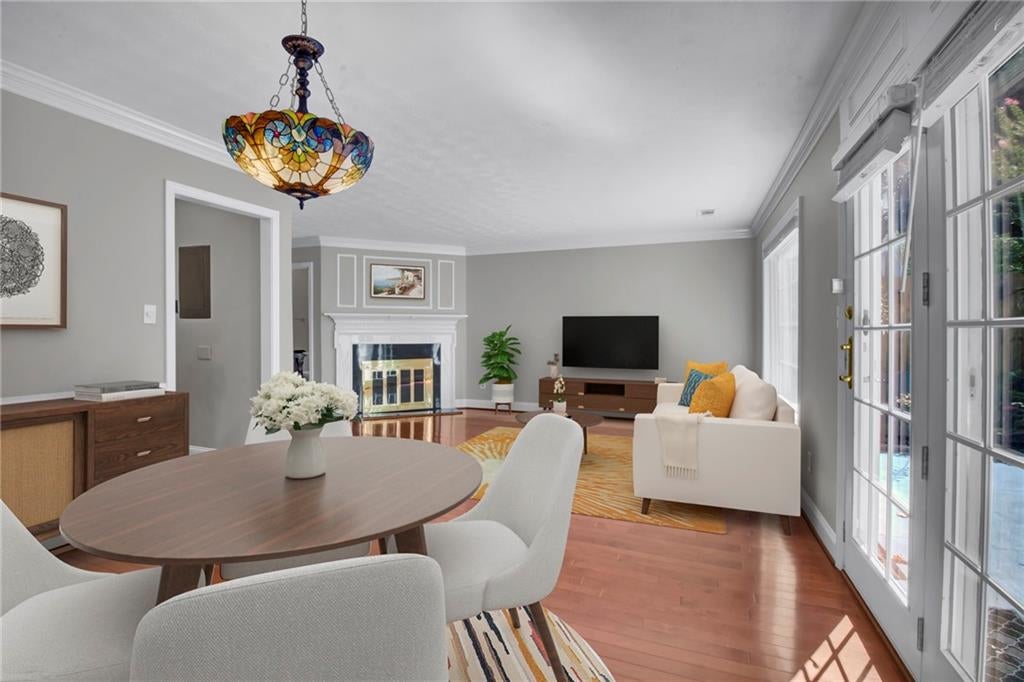 849 Heritage Square