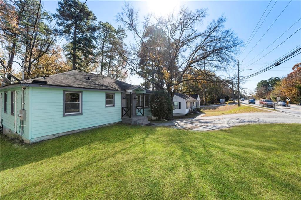 5211 Oakdale SE