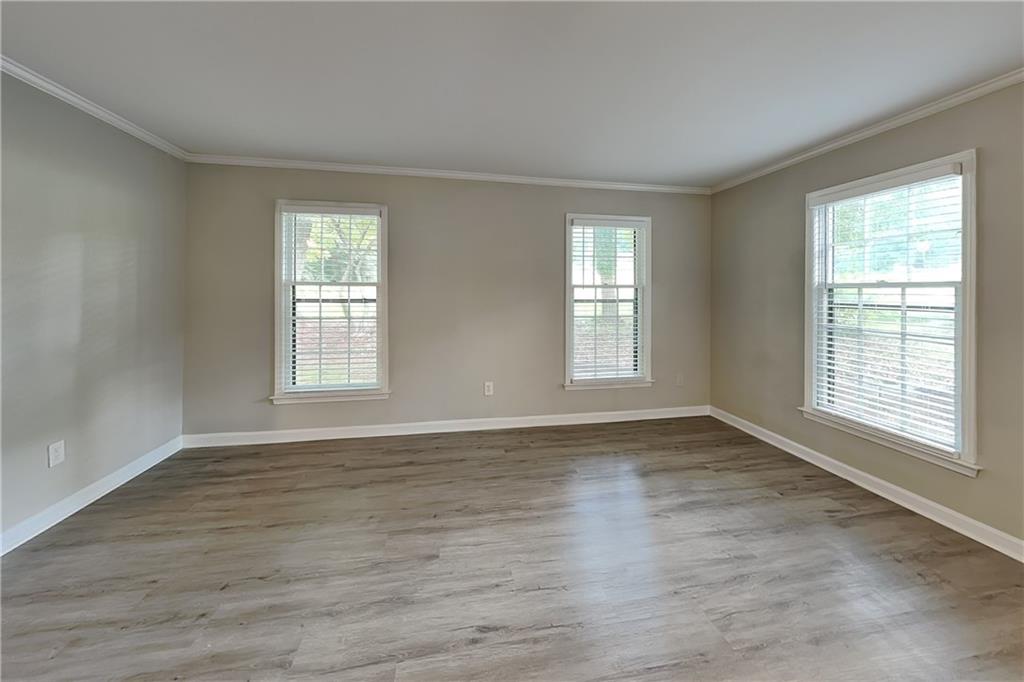 255 Saint Patrick Drive SW