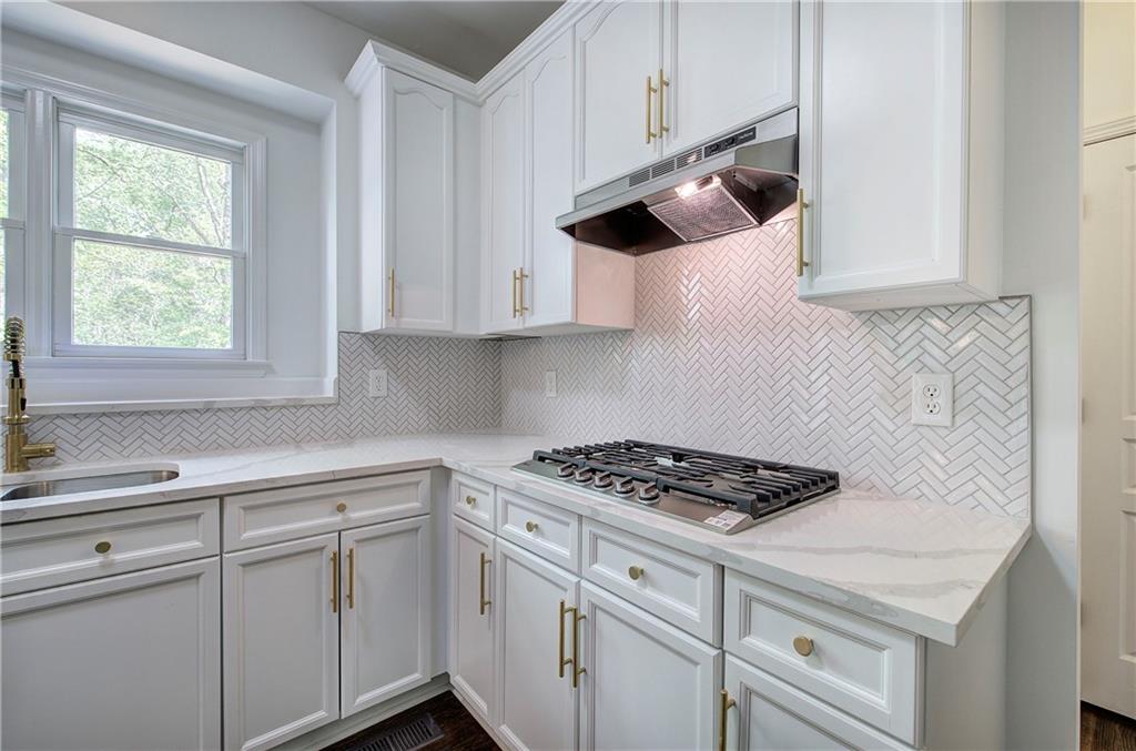 1043 Middlebrooke Drive, Canton, Georgia image 32
