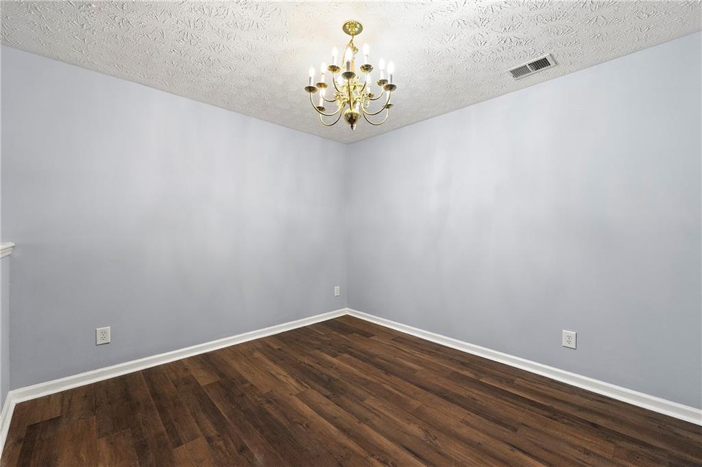 3203 Fairington Drive, Lithonia, Georgia image 6