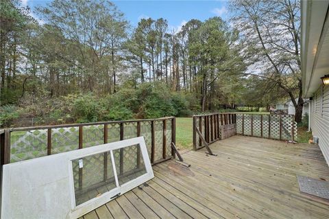 A home in Powder Springs