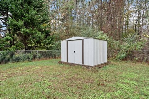 A home in Powder Springs