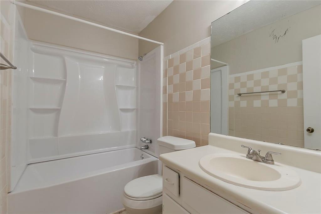 1074 Cherokee Heights, Stone Mountain, Georgia image 24