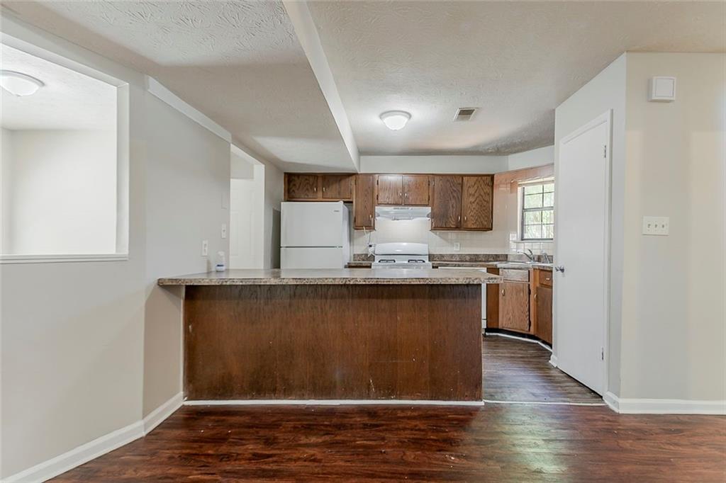 1074 Cherokee Heights, Stone Mountain, Georgia image 7