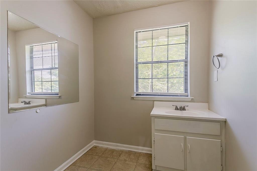 1074 Cherokee Heights, Stone Mountain, Georgia image 31