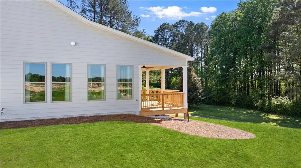 Snellville, Georgia 30078, United States, 2 Bedrooms Bedrooms, ,3 BathroomsBathrooms,Residential,Pending,49773