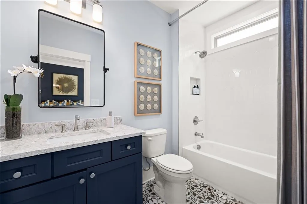 Snellville, Georgia 30078, United States, 2 Bedrooms Bedrooms, ,3 BathroomsBathrooms,Residential,Pending,49773