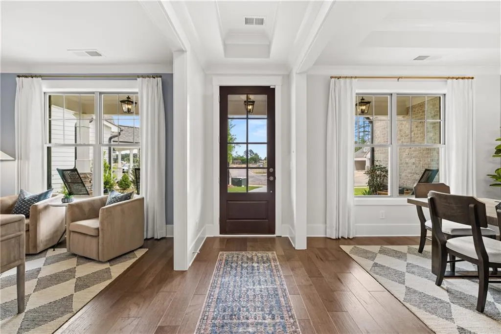 Snellville, Georgia 30078, United States, 2 Bedrooms Bedrooms, ,3 BathroomsBathrooms,Residential,Pending,49773