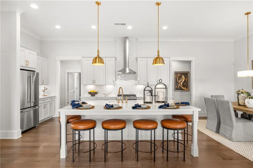 Snellville, Georgia 30078, United States, 2 Bedrooms Bedrooms, ,3 BathroomsBathrooms,Residential,Pending,49773