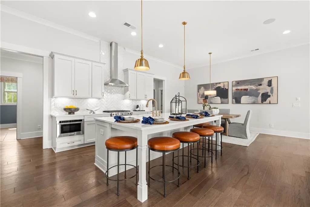 Snellville, Georgia 30078, United States, 2 Bedrooms Bedrooms, ,3 BathroomsBathrooms,Residential,Pending,49773