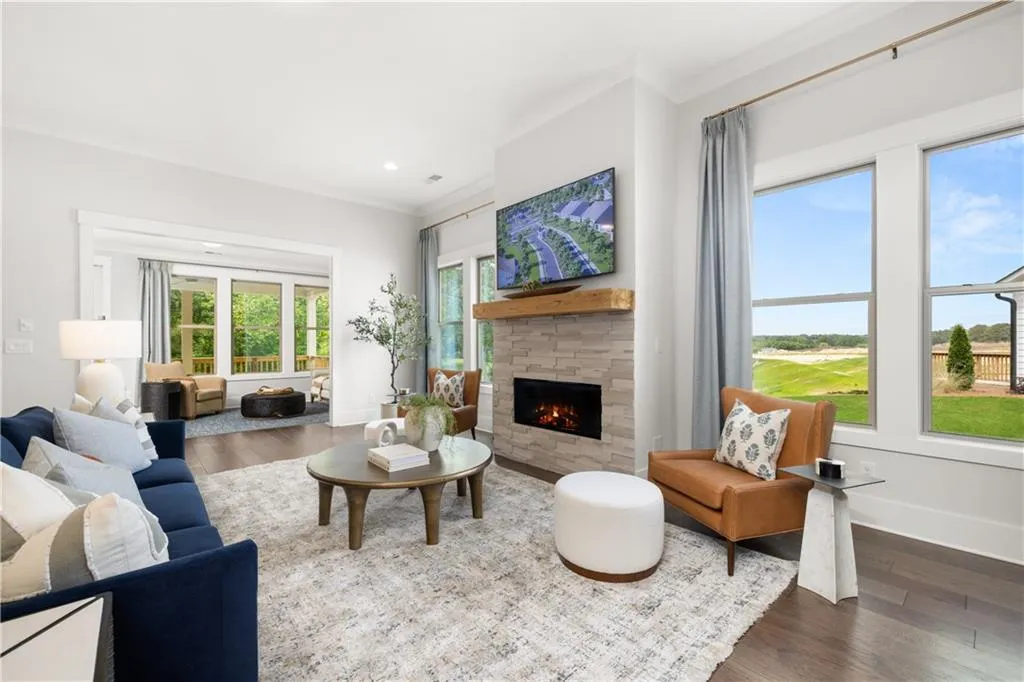 Snellville, Georgia 30078, United States, 2 Bedrooms Bedrooms, ,3 BathroomsBathrooms,Residential,Pending,49773