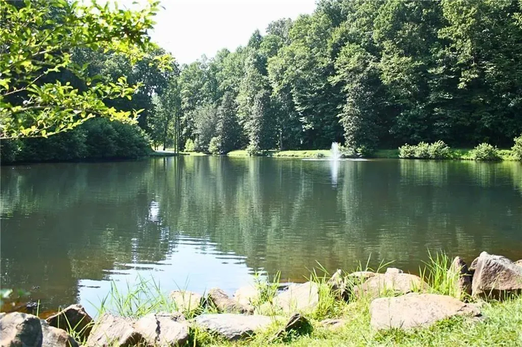 Ellijay, Georgia 30540, United States, 3 Bedrooms Bedrooms, ,2 BathroomsBathrooms,Residential,Active,115221