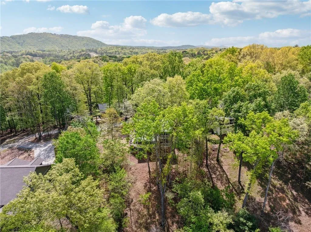 Ellijay, Georgia 30540, United States, 3 Bedrooms Bedrooms, ,2 BathroomsBathrooms,Residential,Active,115221