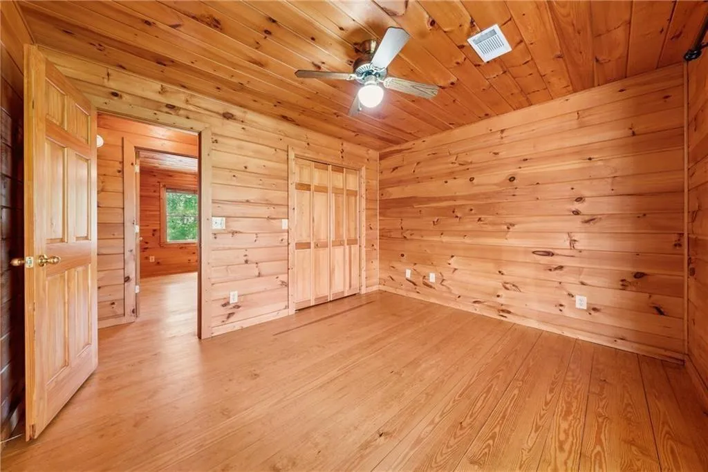 Ellijay, Georgia 30540, United States, 3 Bedrooms Bedrooms, ,2 BathroomsBathrooms,Residential,Active,115221