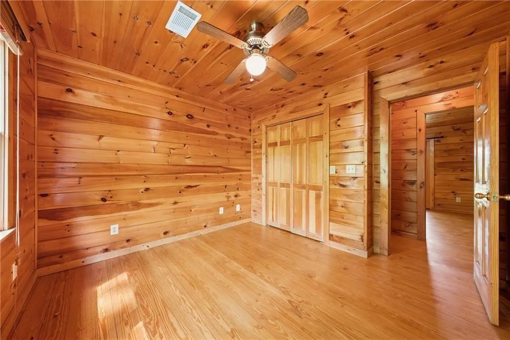 Ellijay, Georgia 30540, United States, 3 Bedrooms Bedrooms, ,2 BathroomsBathrooms,Residential,Active,115221