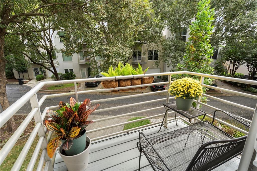 Brookhaven Studios - Residential