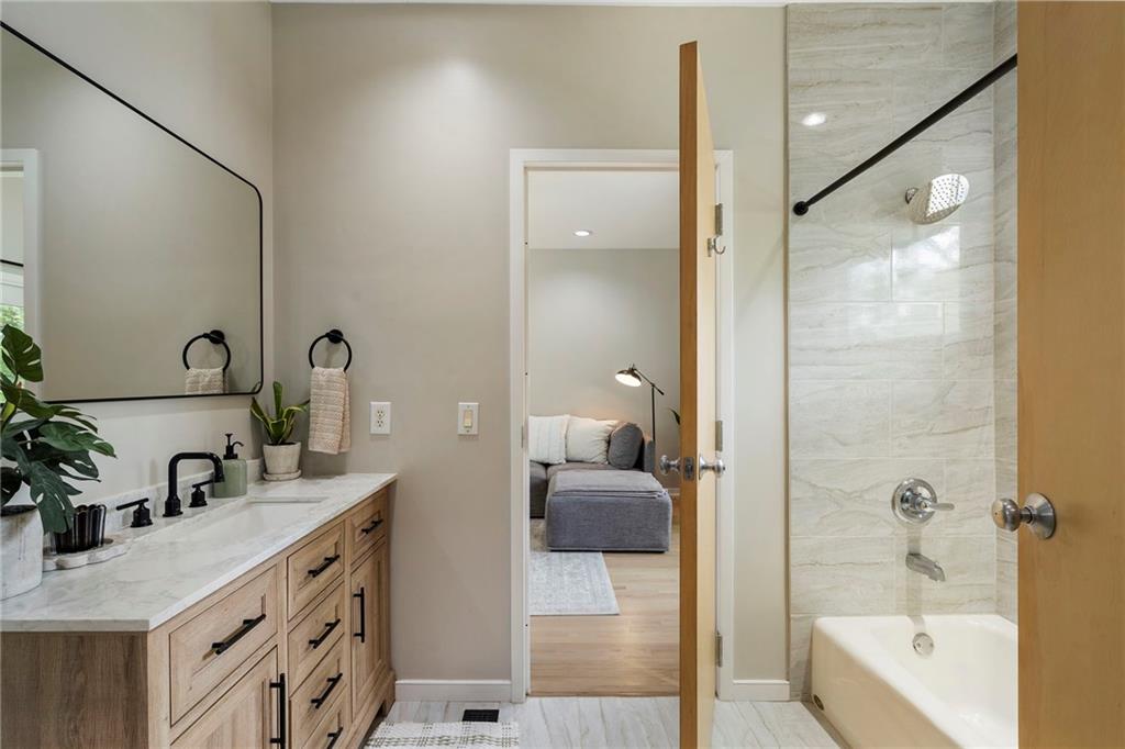 Brookhaven Studios - Residential