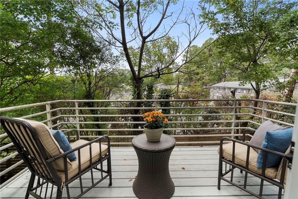 Brookhaven Studios - Residential