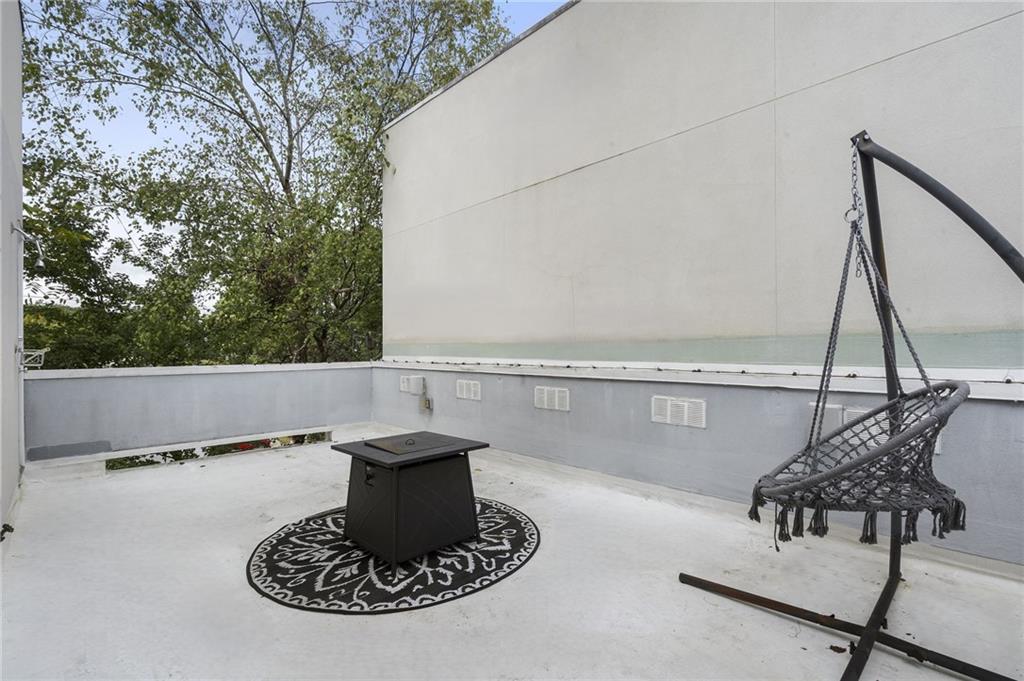 Brookhaven Studios - Residential